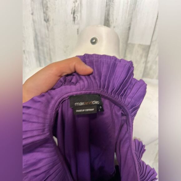 Purple dress  - Picture 4 of 7